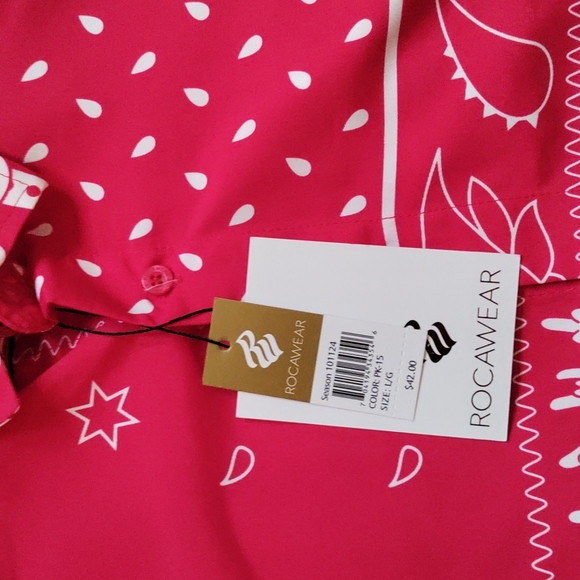 Rocawear' button down shirt - Picture 2 of 3